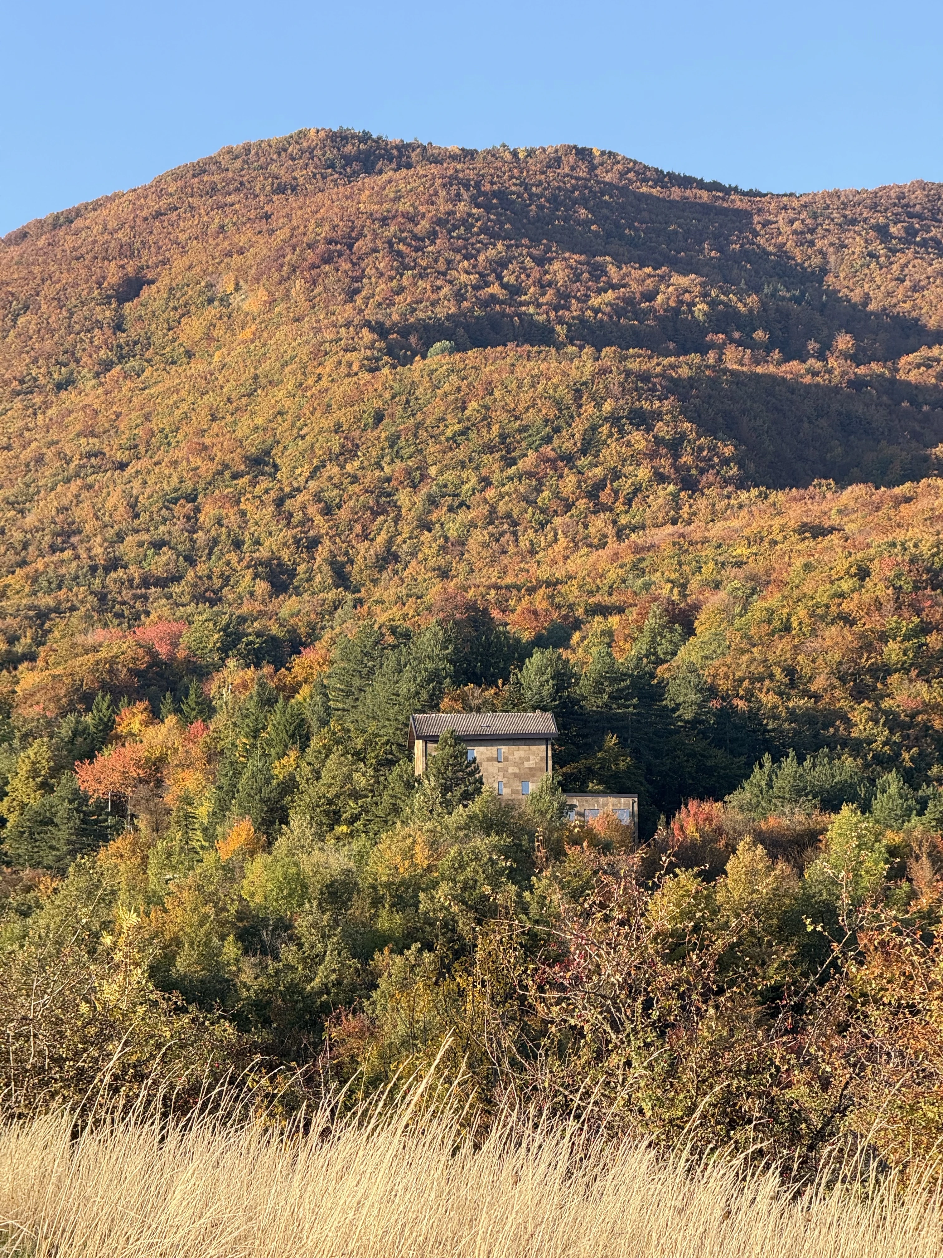 360° panoramic view from Girotondo Horizons at 1060m in the National Park of the Appennino Tosco-Emiliano, Italy