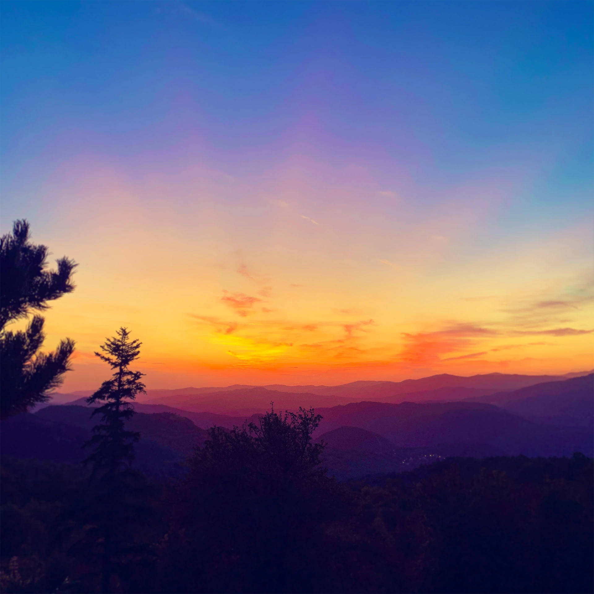 Terrace and mountain view at Girotondo Horizons